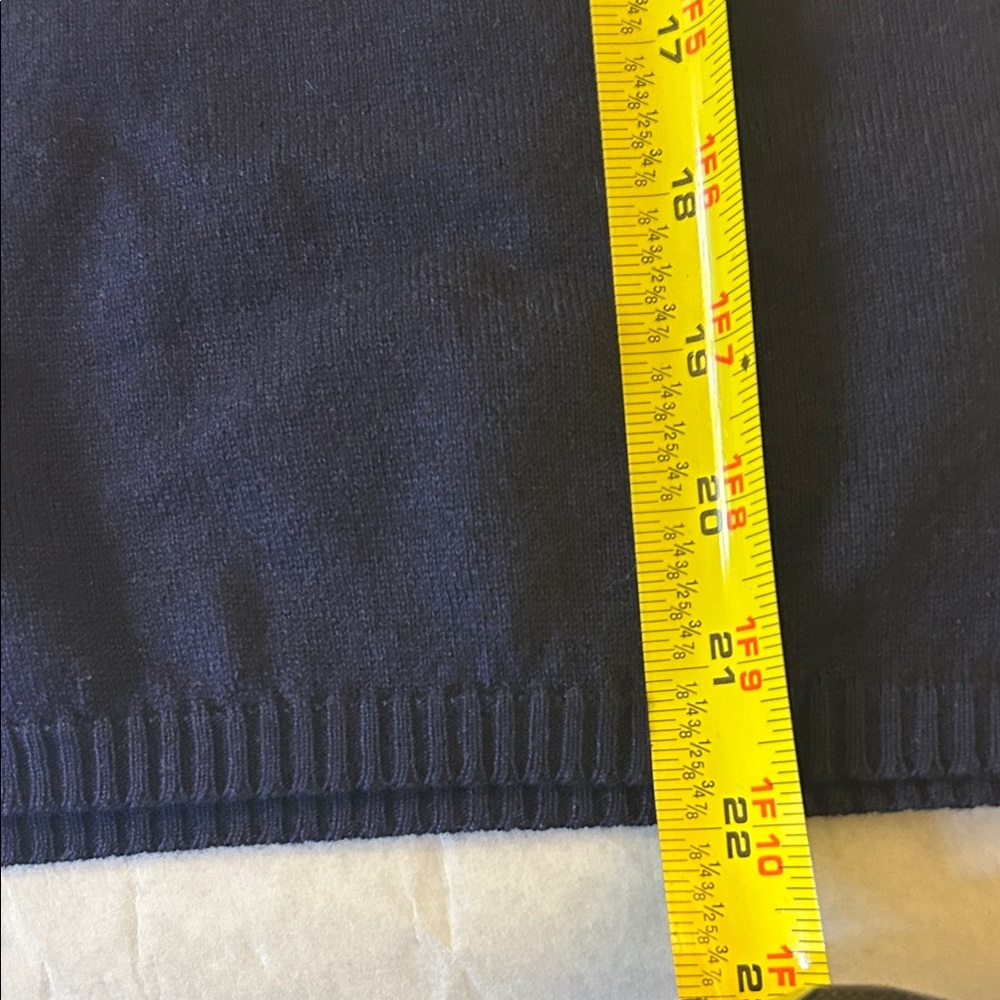 Bill Blass Navy Knit Pullover Sweater Set - Picture 11 of 16